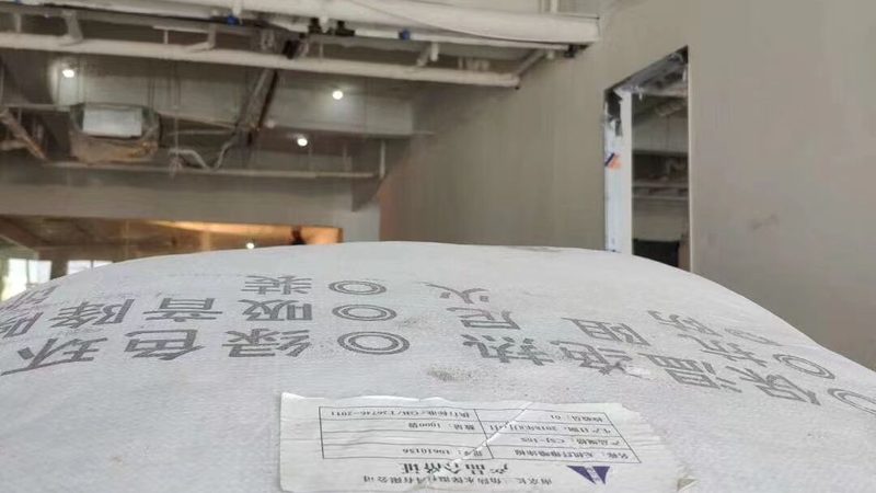 小标题：JS防水涂料施工注意事项